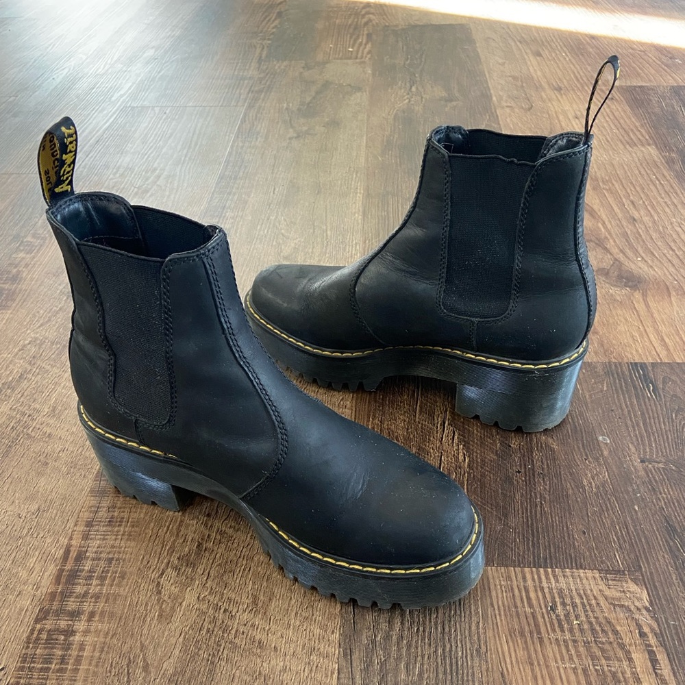 Doc Marten Rometty Chelsea Boot